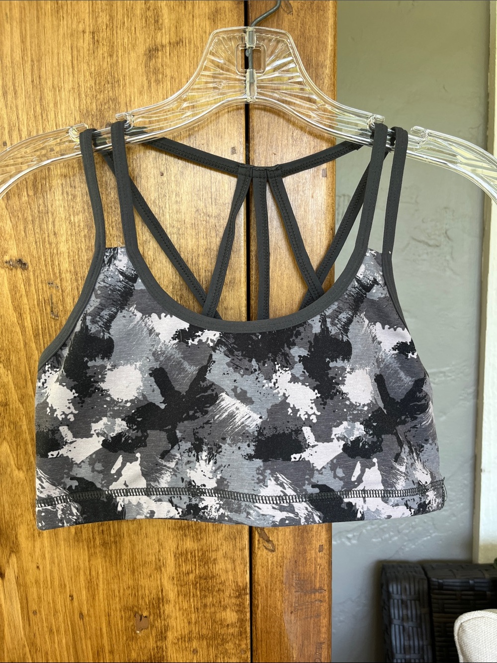 Born Primitive Medium Women's Gray Camo Strappy Sports Bra